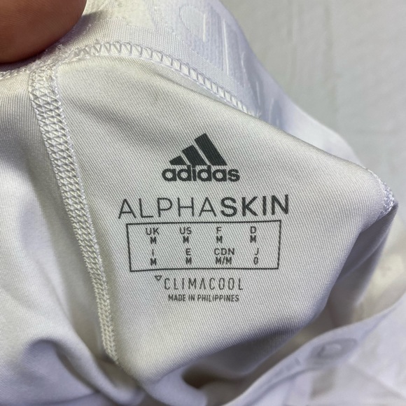 Adidas medium - Picture 3 of 3